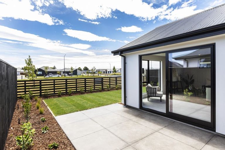 Photo of property in 12 Hiller Green Street, Halswell, Christchurch, 8025