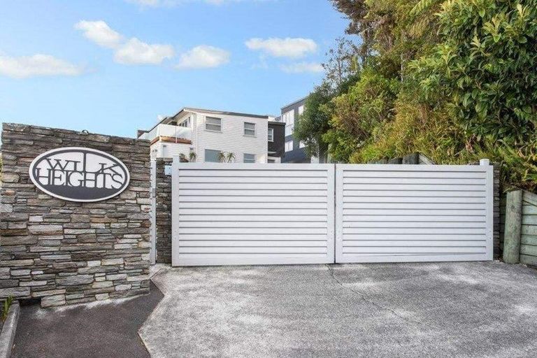 Photo of property in Wilk Heights, 15/8 Wilk Lane, Browns Bay, Auckland, 0630