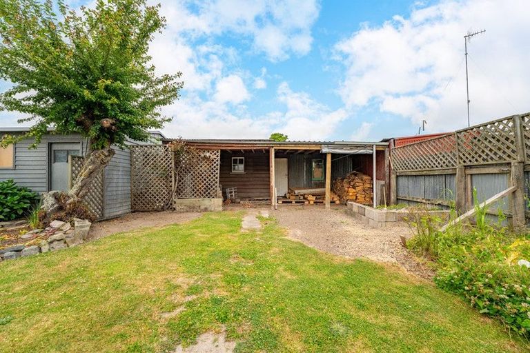 Photo of property in 26 Rhodes Street, Waimate, 7924