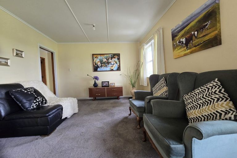 Photo of property in 880 Okahukura Road, Tapora, Wellsford, 0977