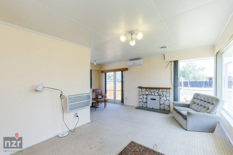 Photo of property in 35 Karamea Crescent, Kelvin Grove, Palmerston North, 4414