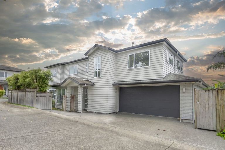 Photo of property in 140s Hepburn Road, Glendene, Auckland, 0602