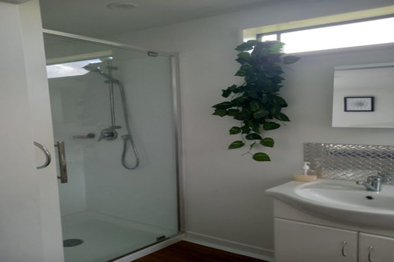 Photo of property in 3 Mull Place, Wattle Downs, Auckland, 2103