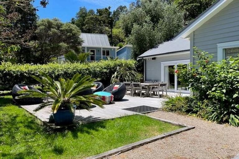 Photo of property in 57 Buckleton Road, Tawharanui Peninsula, Matakana, 0986