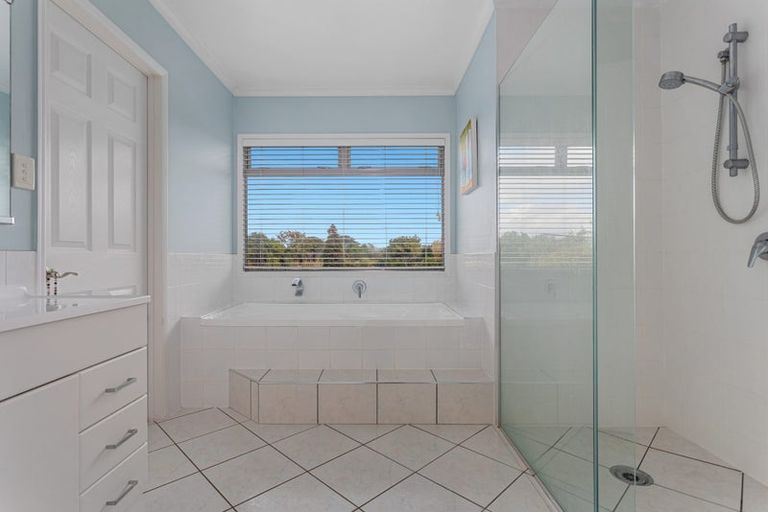 Photo of property in 26 Ohiwa Parade, Ohope, 3121