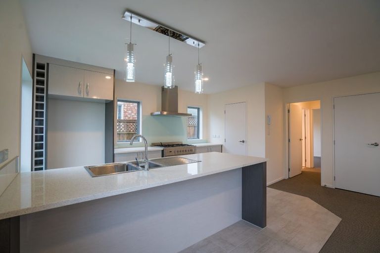 Photo of property in 24c Bradbury Road, Botany Downs, Auckland, 2010