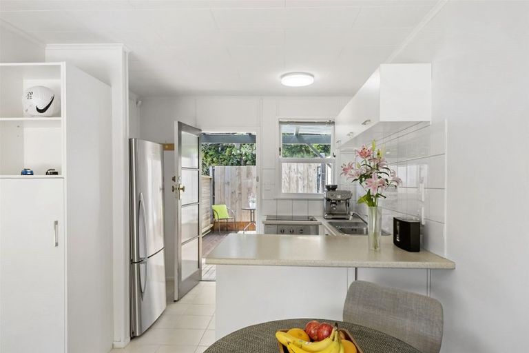 Photo of property in 1/126 Stredwick Drive, Torbay, Auckland, 0630