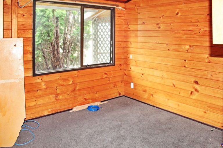 Photo of property in 21 Rosedale Crescent, Cloverlea, Palmerston North, 4412