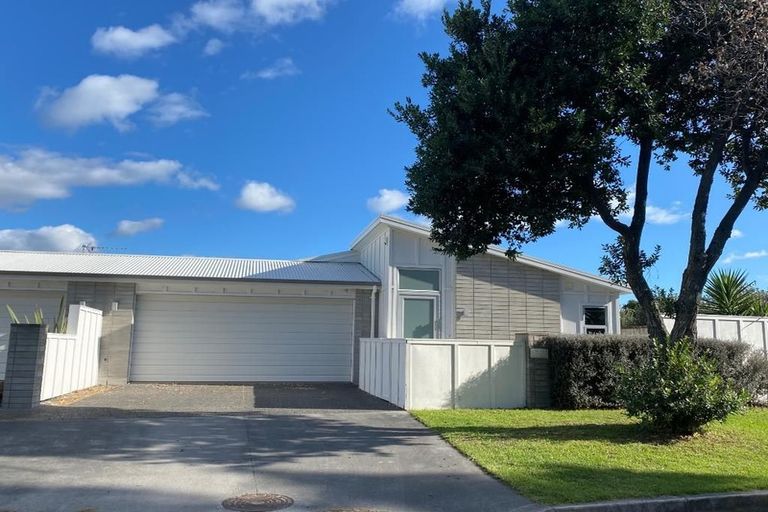 Photo of property in 9 Alice Lane, Papamoa Beach, Papamoa, 3118