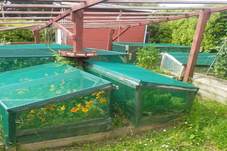 Photo of property in 26 Porterfield Street, Macandrew Bay, Dunedin, 9014