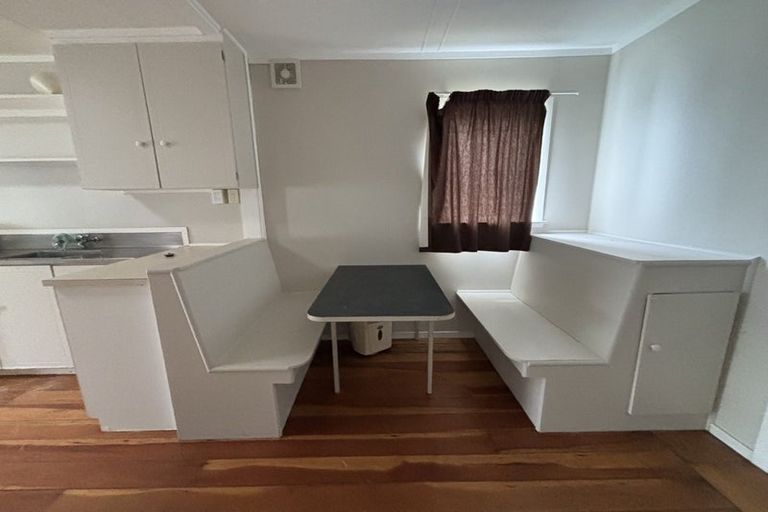 Photo of property in 3a Montgomery Street, Levin, 5510
