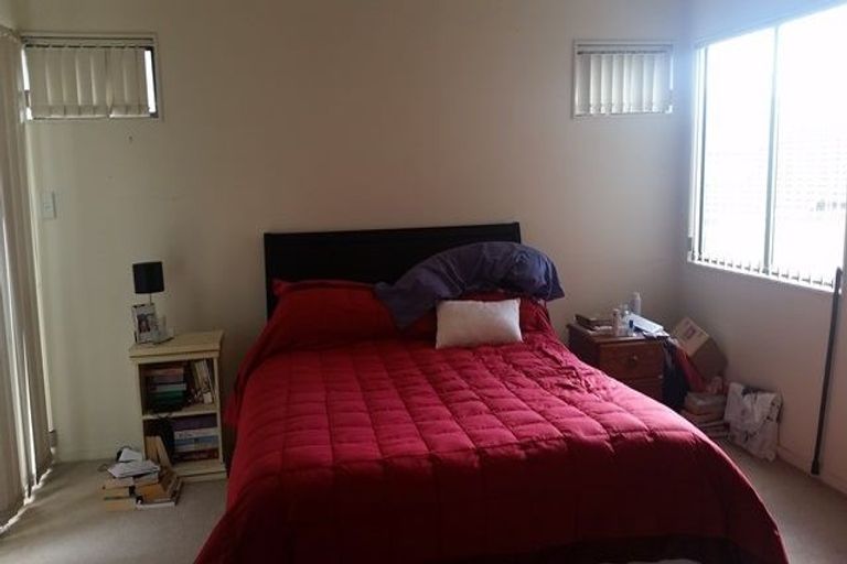 Photo of property in 17c Langana Avenue, Browns Bay, Auckland, 0630