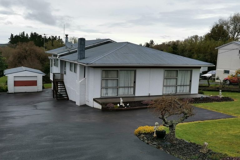 Photo of property in 15 Bickerstaffe Road, Maungaturoto, 0520