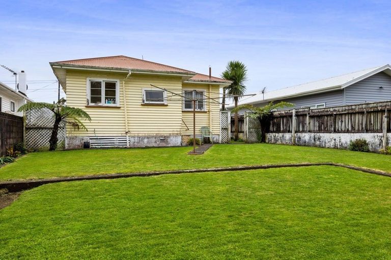 Photo of property in 41 Tokomaru Street, Welbourn, New Plymouth, 4312