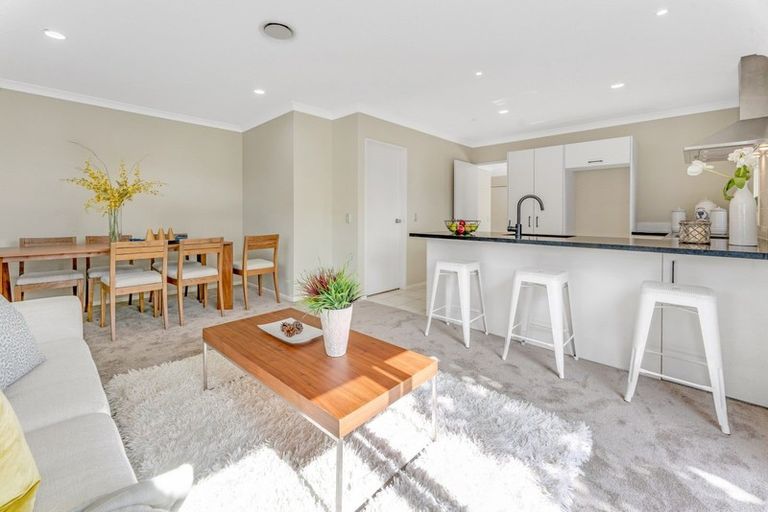 Photo of property in 20 Raphoe Road, Flat Bush, Auckland, 2019