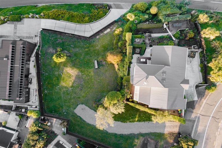 Photo of property in 20 Cave Terrace, Redcliffs, Christchurch, 8081