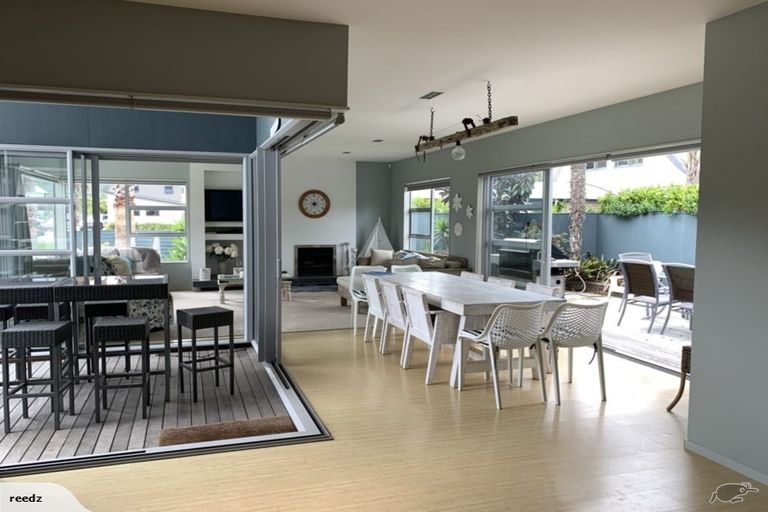 Photo of property in 2 Palm Grove, Waihi Beach, 3611