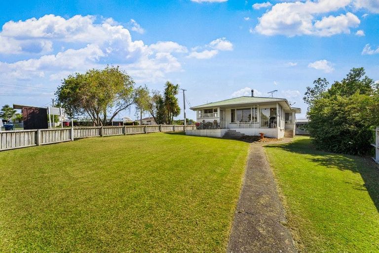 Photo of property in 2 Dawson Road, Snells Beach, 0920