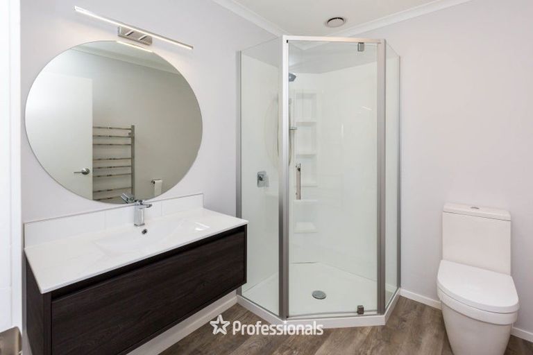 Photo of property in 18 Betty Boyes Street, Wallaceville, Upper Hutt, 5018