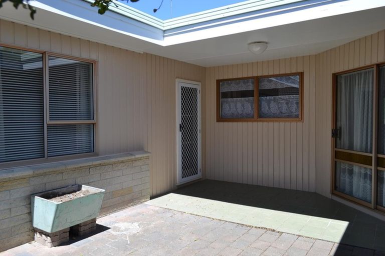 Photo of property in 3/394 Gloucester Street, Taradale, Napier, 4112