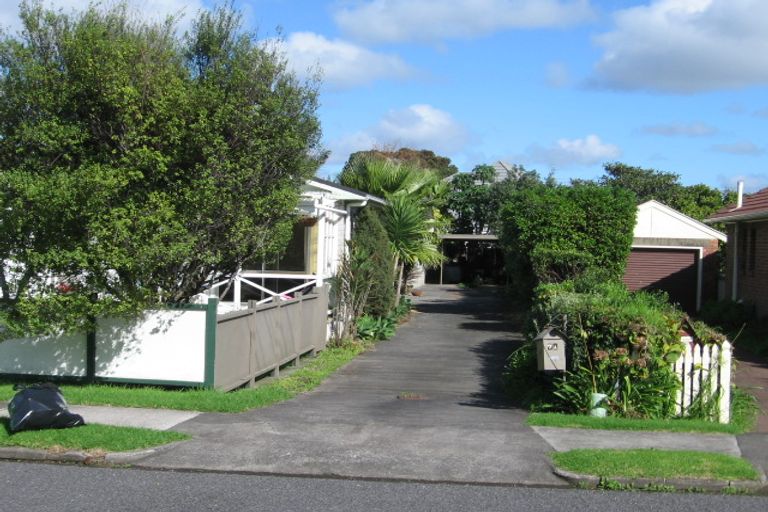 Photo of property in 2/7 Morrow Avenue, Bucklands Beach, Auckland, 2012