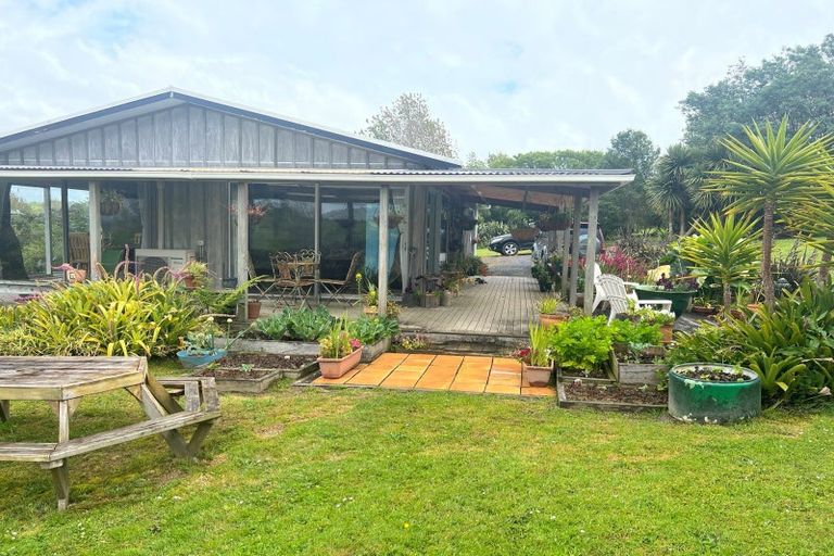 Photo of property in 39 Lara Lane, Kaiwaka, 0573