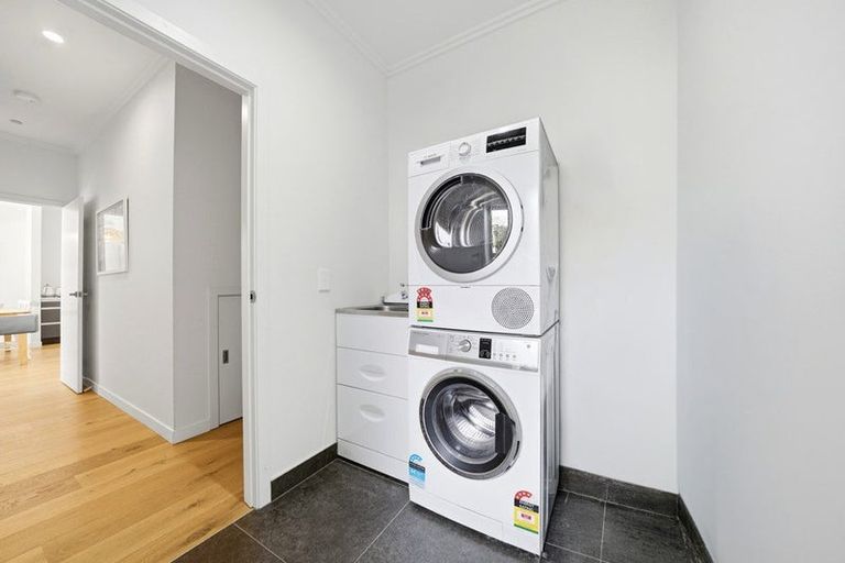 Photo of property in 19 Harakeke Road, Hobsonville, Auckland, 0616