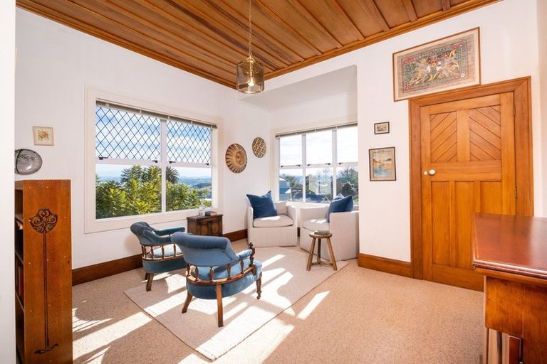 Photo of property in 5 Cobden Lane, Bluff Hill, Napier, 4110