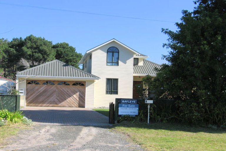 Photo of property in 54 Riverview Road, Cooks Beach, Whitianga, 3591