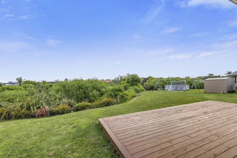 Photo of property in 162 Saint James Drive, Huntington, Hamilton, 3210