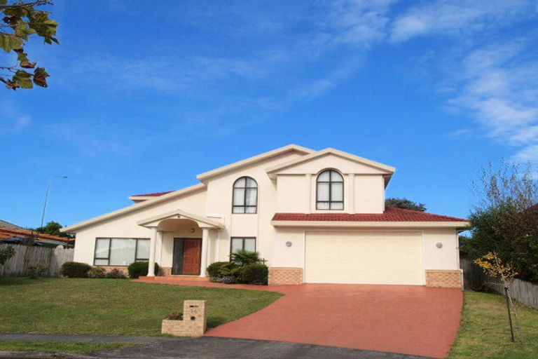 Photo of property in 36 Ambleside Drive, Northpark, Auckland, 2013