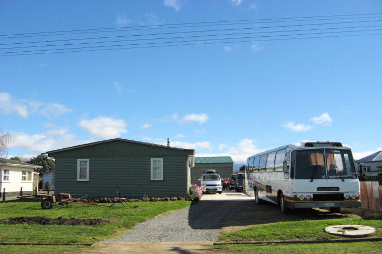 Photo of property in 27 Walter Street, Takapau, 4203