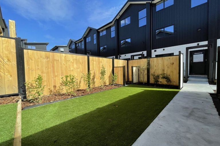 Photo of property in 10/95 Olliviers Road, Phillipstown, Christchurch, 8011