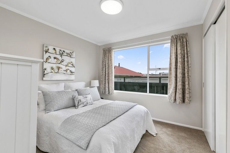 Photo of property in 17 Tennyson Street, Petone, Lower Hutt, 5012