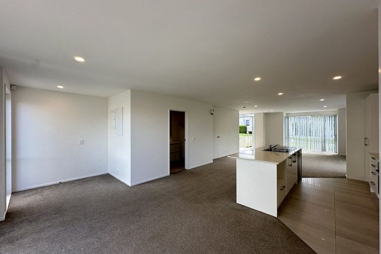 Photo of property in 2 Treestump Road, Takanini, 2112