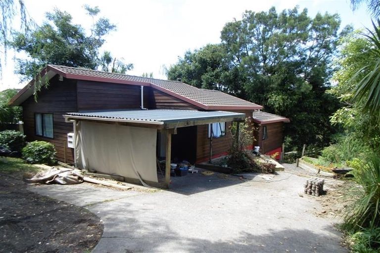 Photo of property in 2/32 Nigel Road, Browns Bay, Auckland, 0630