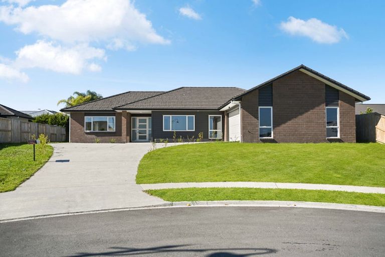 Photo of property in 12 Helenslee Court, Flagstaff, Hamilton, 3210