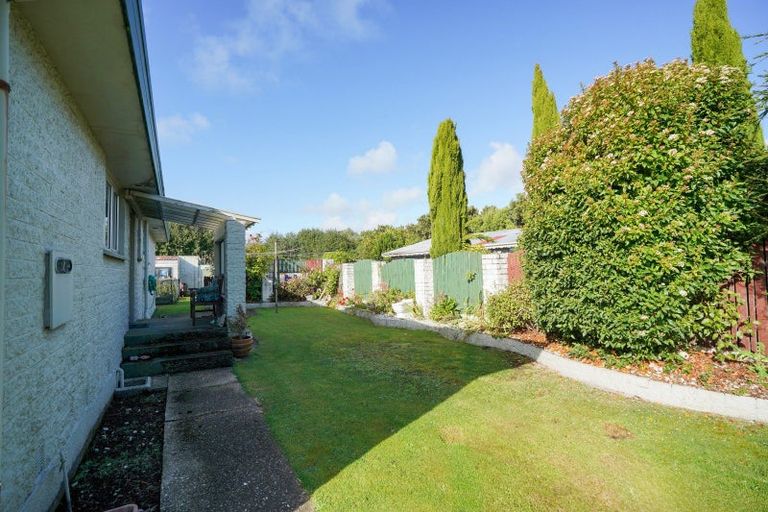 Photo of property in 72 Paisley Street, Kew, Invercargill, 9812