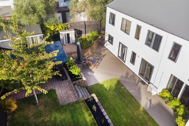 Photo of property in 88 Merivale Lane, Merivale, Christchurch, 8014