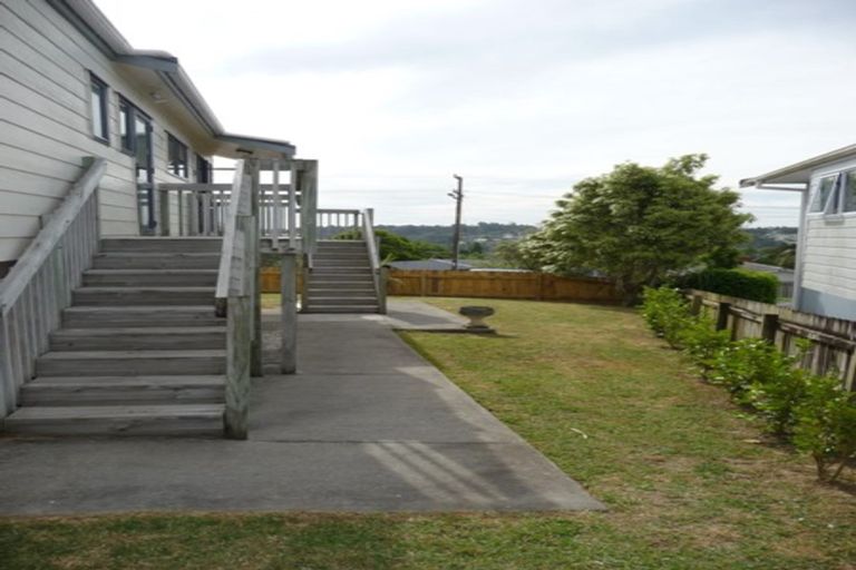 Photo of property in 361a Glenfield Road, Glenfield, Auckland, 0629