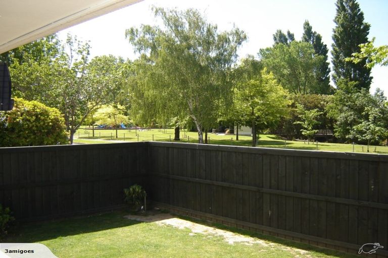 Photo of property in 5 Woodbury Street, Avonhead, Christchurch, 8042