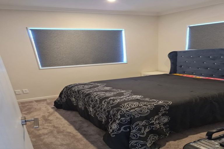 Photo of property in 45 Donegal Park Drive, Flat Bush, Auckland, 2019