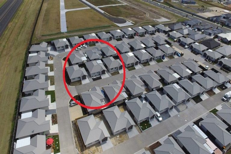 Photo of property in 12 Lance Way, Papamoa, 3118