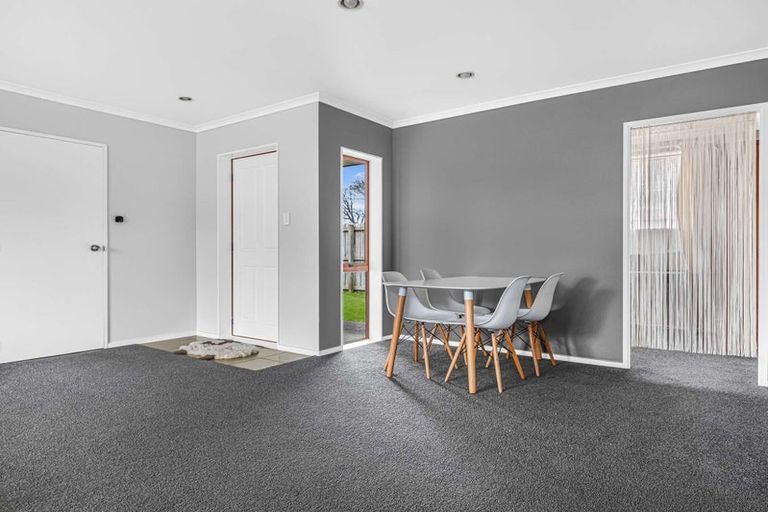 Photo of property in 10 Marblewood Grove, Pukekohe, 2120