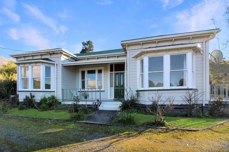 Photo of property in 5a Ongo Road, Hunterville, 4730