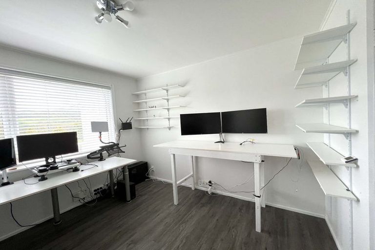 Photo of property in 67 Holborn Drive, Stokes Valley, Lower Hutt, 5019