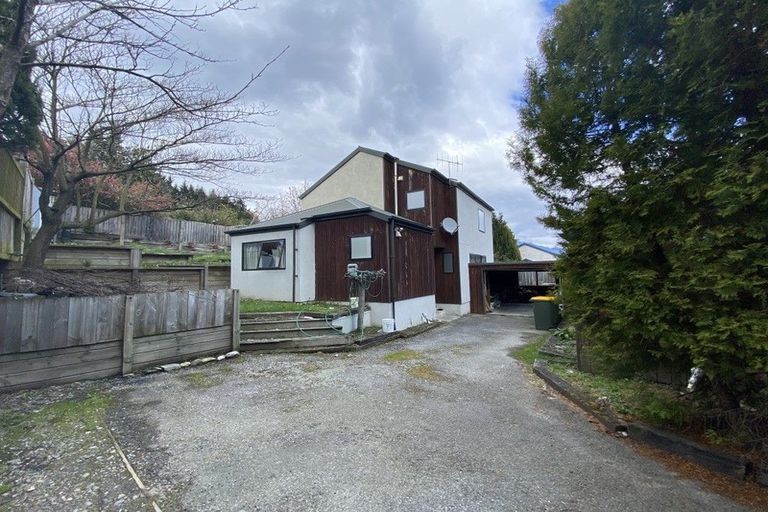 Photo of property in 16b Watts Road, Fernhill, Queenstown, 9300