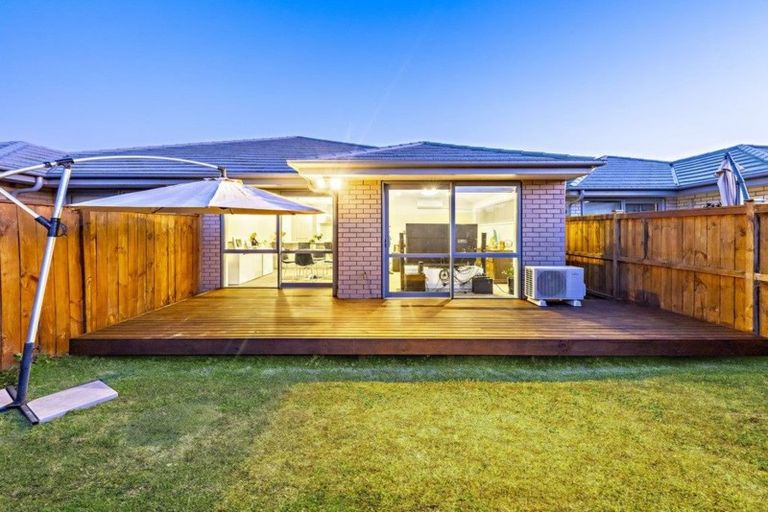 Photo of property in 16 Huamanu Street, Pukekohe, 2120