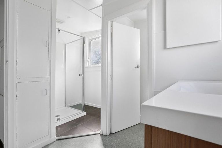 Photo of property in 74 Barton Street, Woolston, Christchurch, 8023