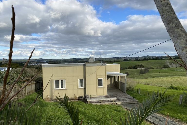 Photo of property in 110 Hurndall Street East, Maungaturoto, 0520